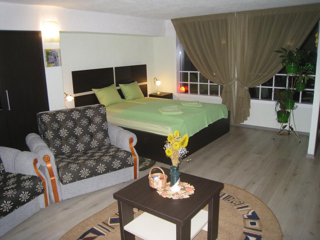 Villa Leonardo Ventspils Oda fotoğraf